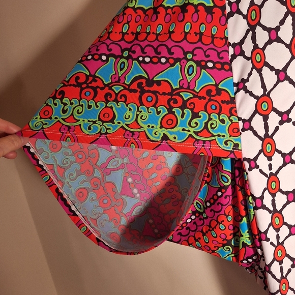 Trina Turk Colorful Oversized Boho Tunic Blouse Ladies Medium Art Teacher READ - Picture 3 of 4